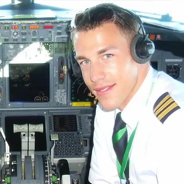 Reflecterend op het leven vanuit de cockpit. Een verhaal van veerkracht en transformatie – van piloot tot ondernemer.